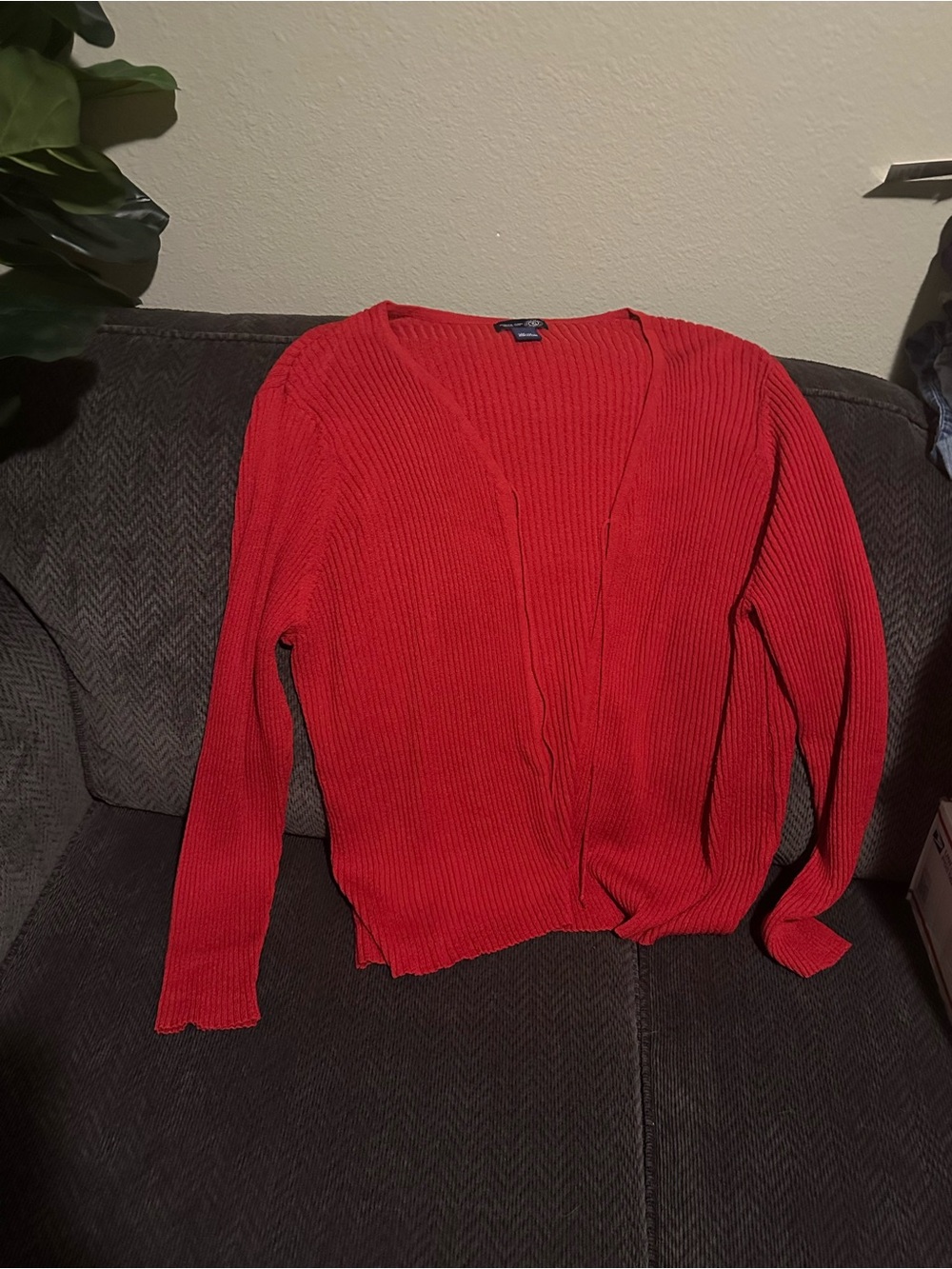 Venezia Red Ribbed V-Neck Cardigan